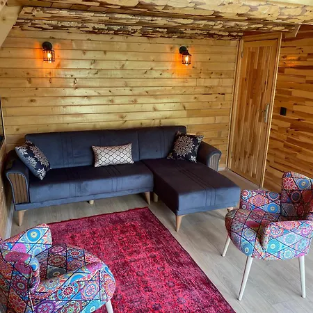 Resort Bizim O'ra Kueme Evleri & *