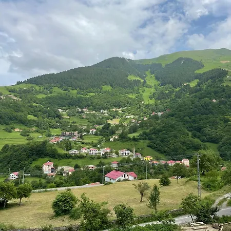 Bizim O'ra Kueme Evleri & Resort